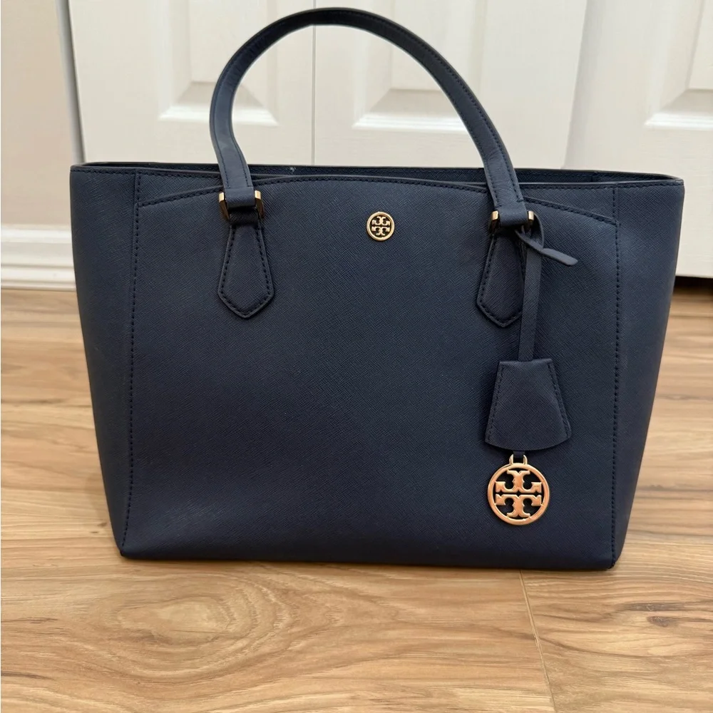 Tory Burch Robinson Tote Bag Elegant Navy Blue - Picture 9 of 9